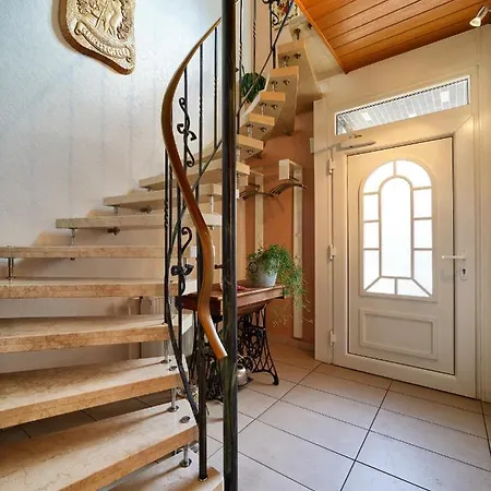 Homestay Weingut Christoffel Kovenig